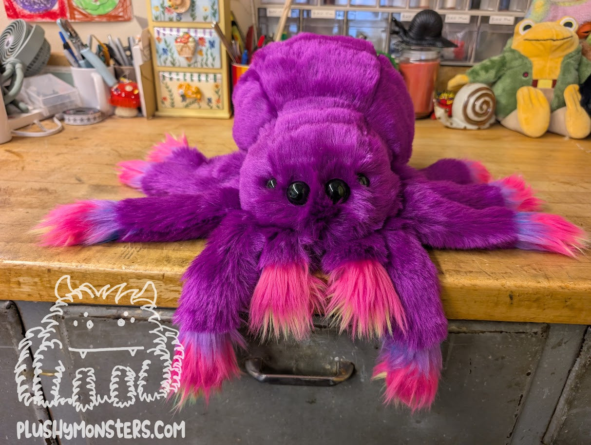 Lil' Grape Booty! - Weighted Lil' Guy