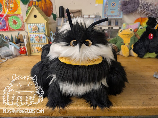 Buzzabee! - Weighted Tongue Monster