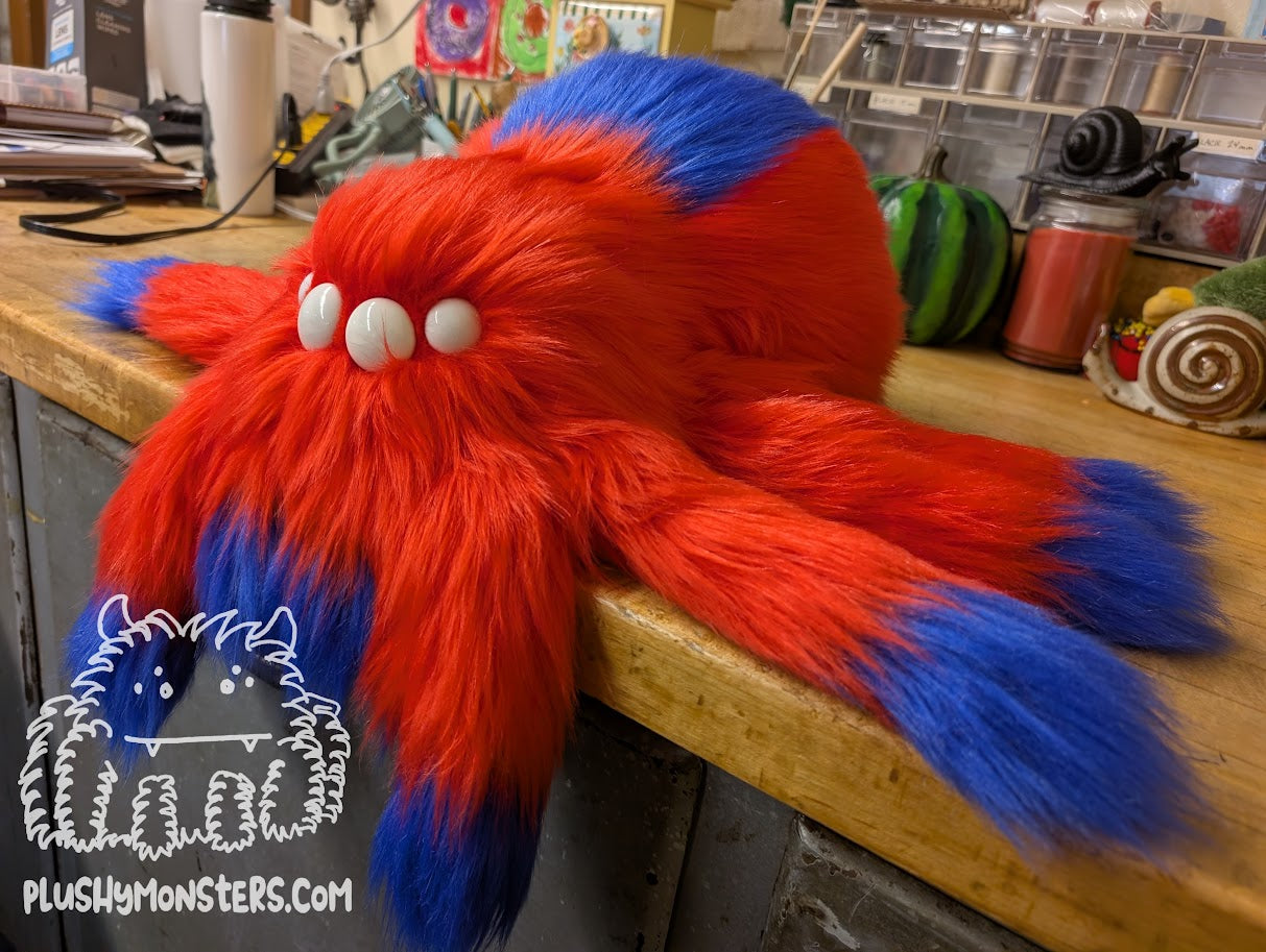 Lil' White-Eyed Spidey Spidey! - Weighted Lil' Guy