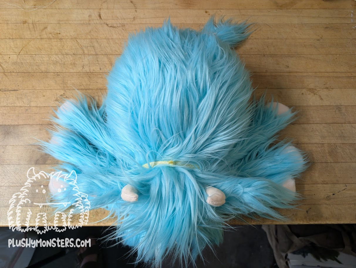 Lil' Lachlan! - Highland Cow Spider in Disguise - Weighted Lil' Guy
