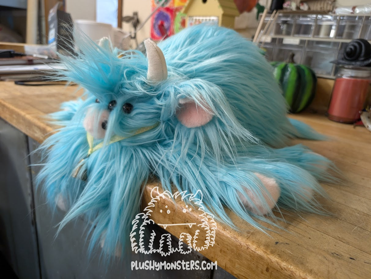 Lil' Lachlan! - Highland Cow Spider in Disguise - Weighted Lil' Guy