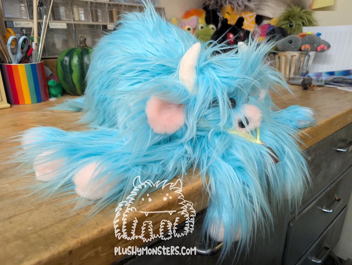 Lil' Lachlan! - Highland Cow Spider in Disguise - Weighted Lil' Guy