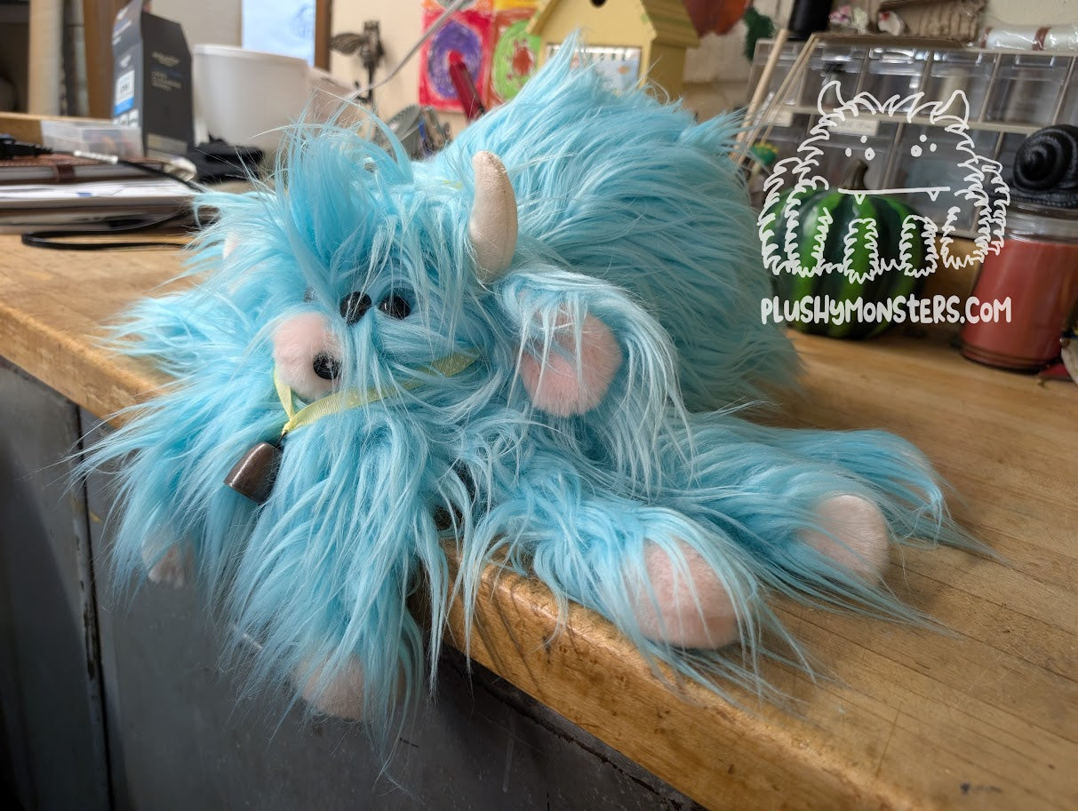Lil' Lachlan! - Highland Cow Spider in Disguise - Weighted Lil' Guy