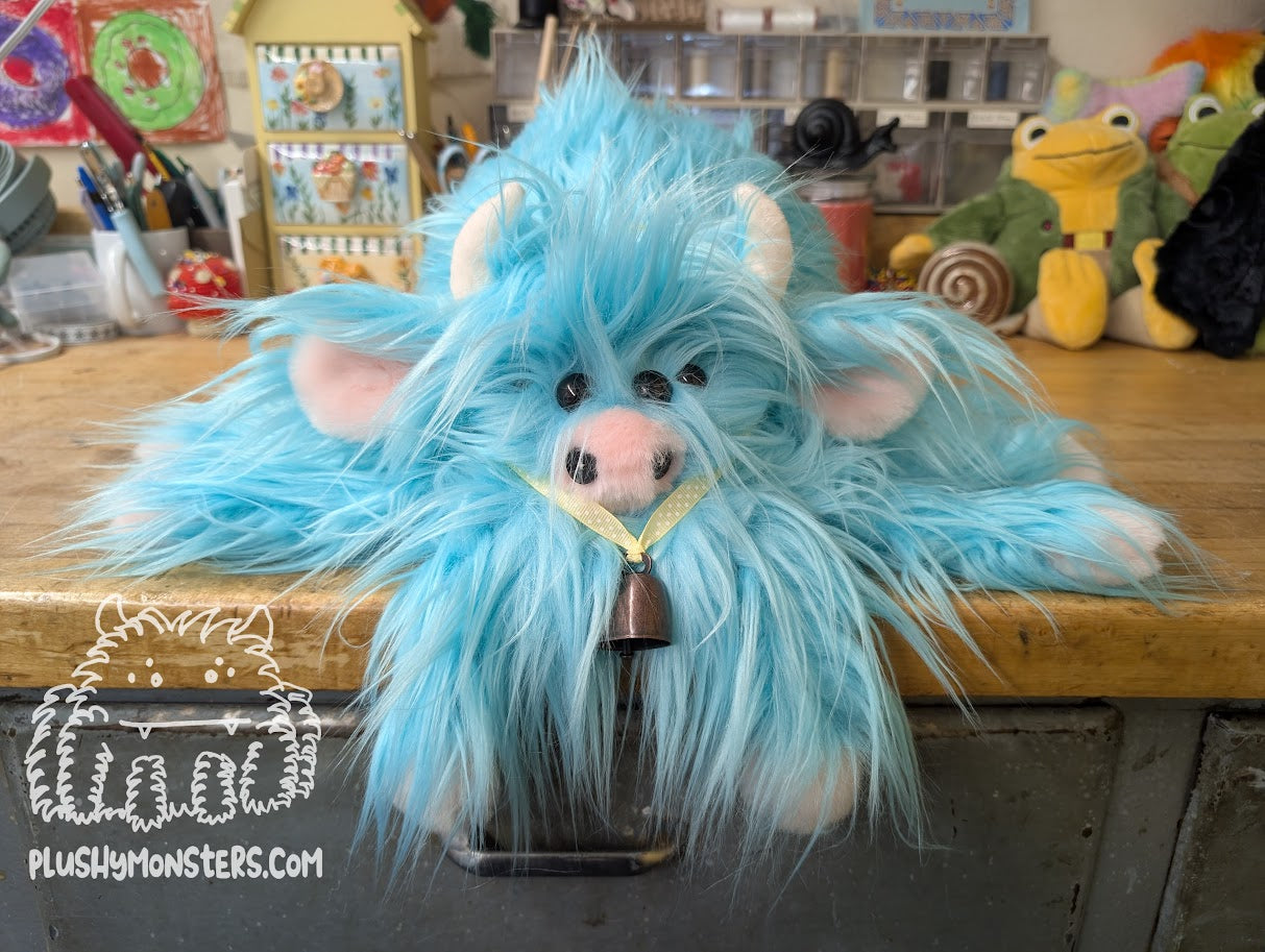 Lil' Lachlan! - Highland Cow Spider in Disguise - Weighted Lil' Guy