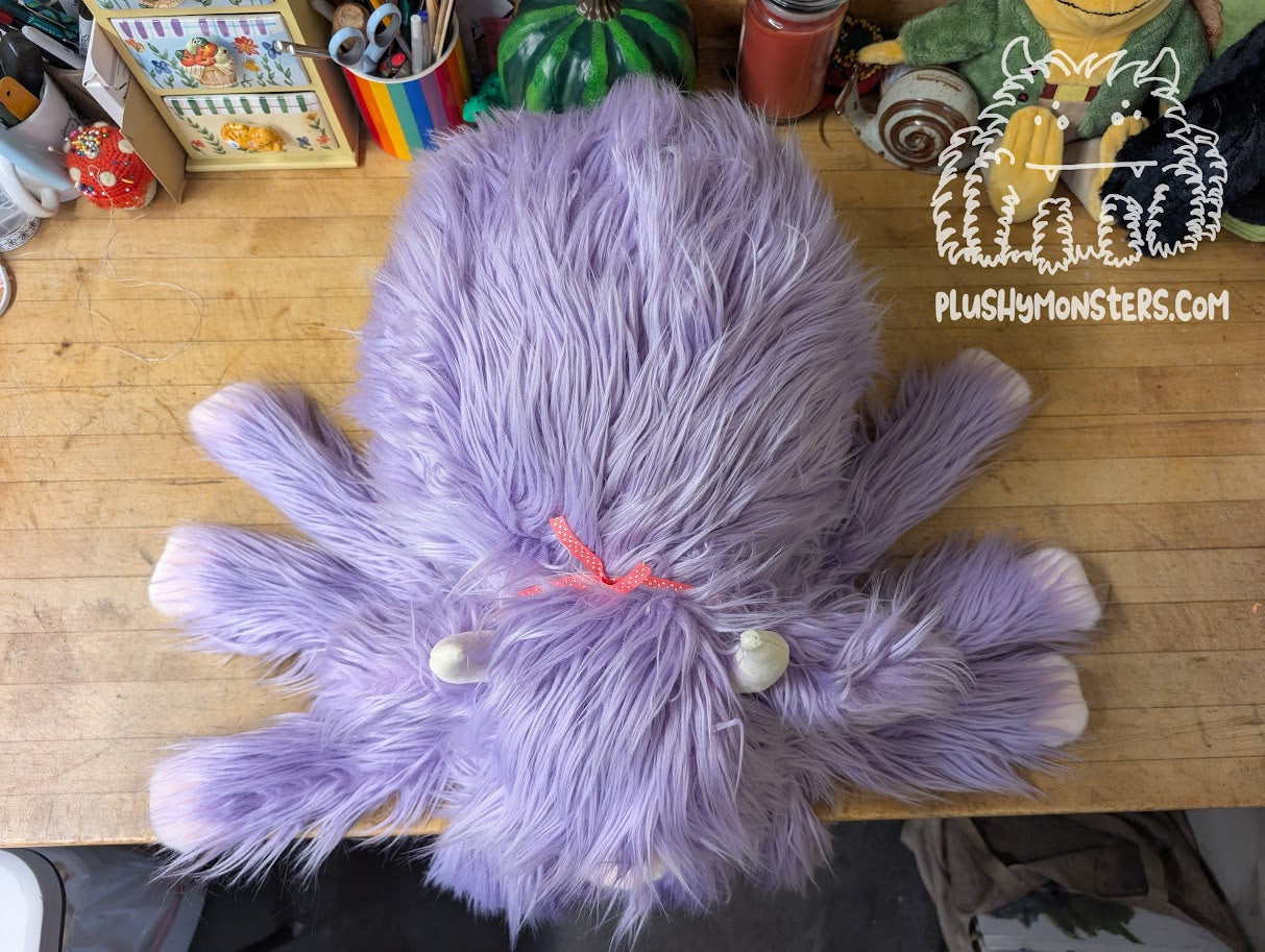 Fiona! - Highland Cow Spider in Disguise - Weighted Middlin'