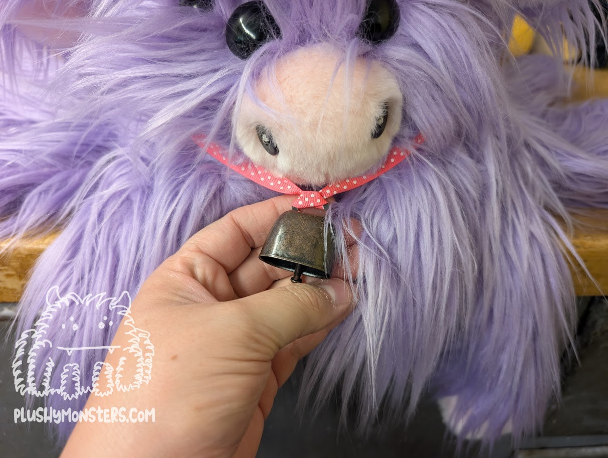 Fiona! - Highland Cow Spider in Disguise - Weighted Middlin'