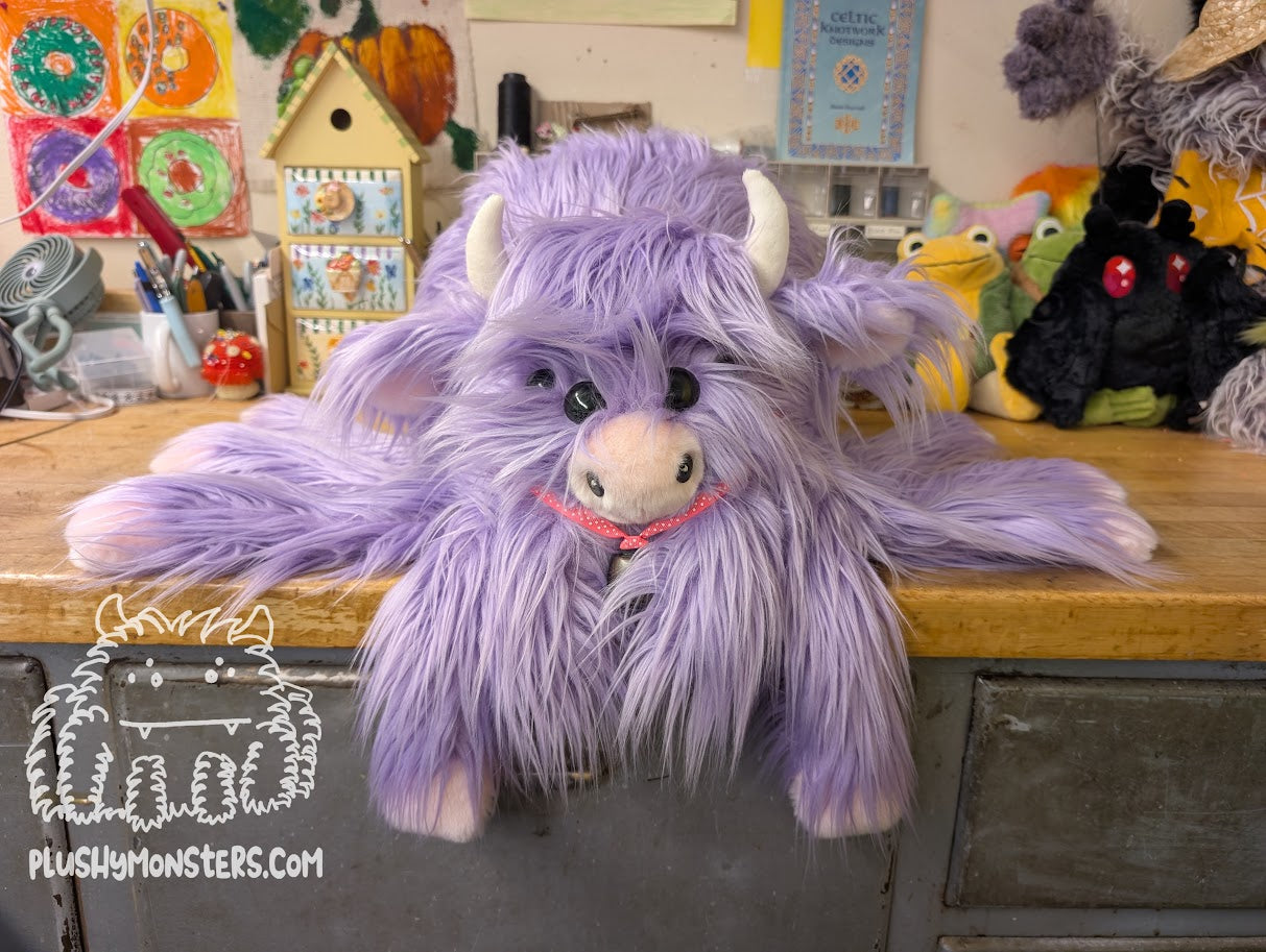 Fiona! - Highland Cow Spider in Disguise - Weighted Middlin'
