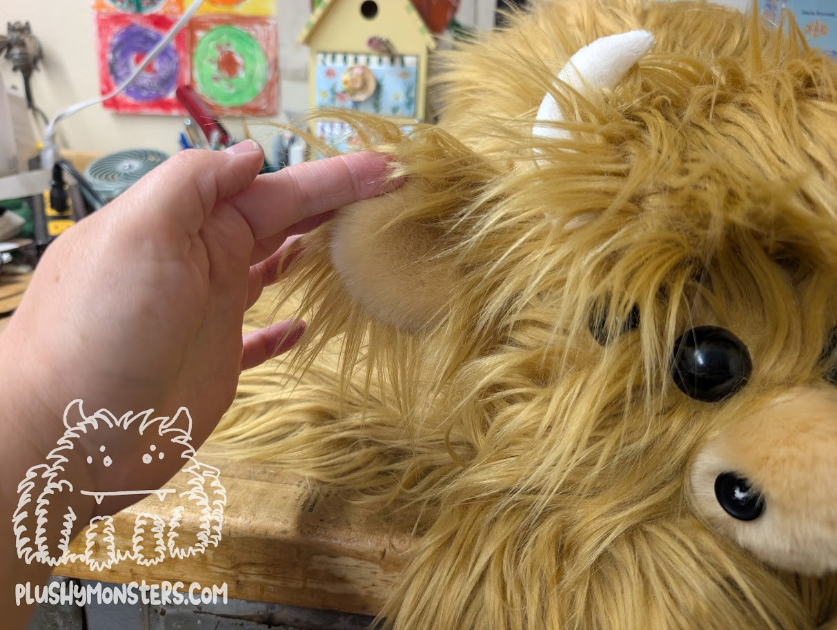 Samson, Highland Cow Spider in Disguise - Weighted Middlin'