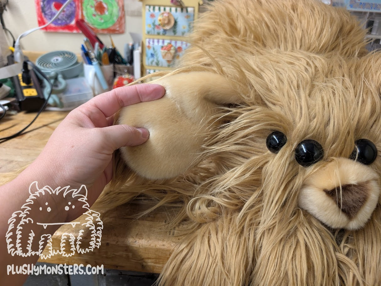 Delilah Shaggy Dog Spider in Disguise! - Weighted Middlin'