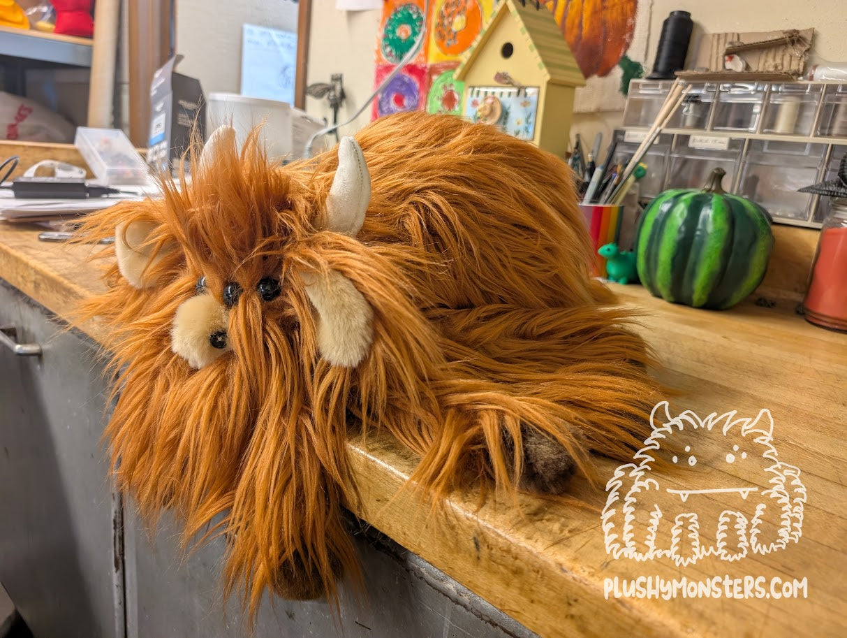 Lil' Hazy! Highland Cow Spider in Disguise - Weighted Lil' Guy