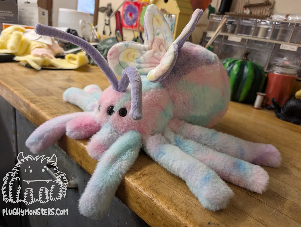 Pufferfly! - Butterfly Spider in Disguise! - Weighted Lil' Guy