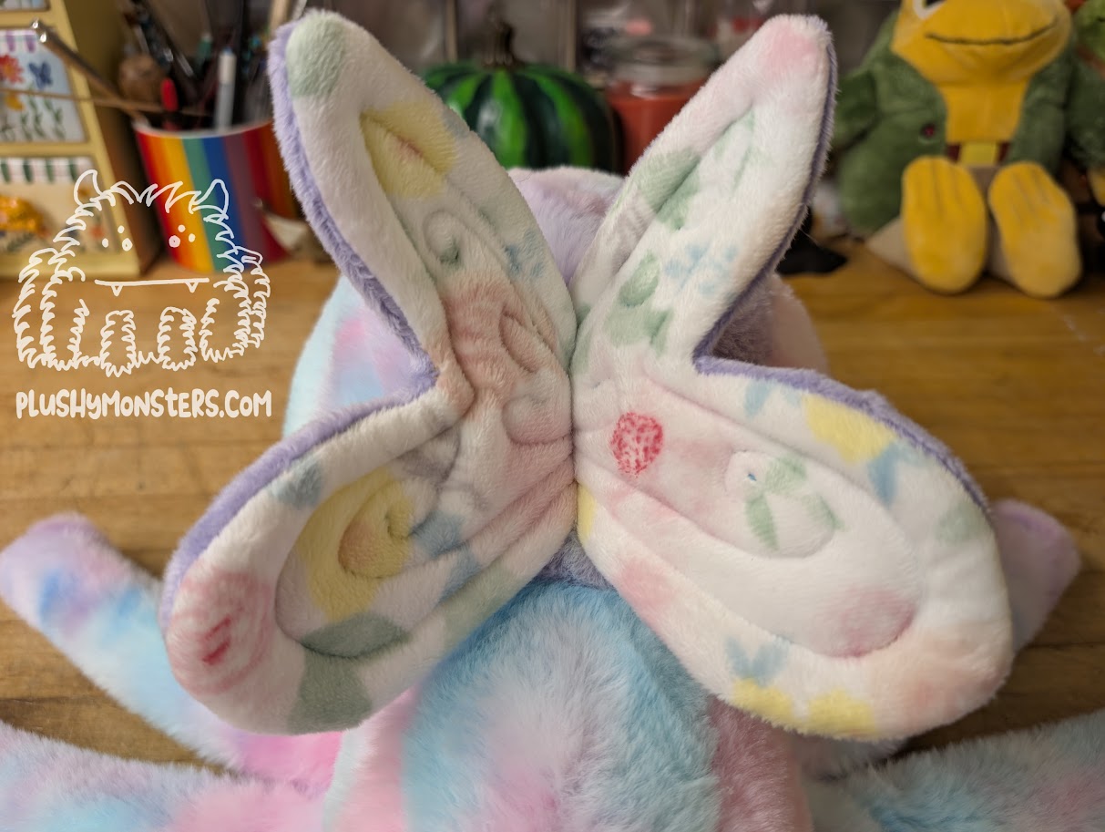 Pufferfly! - Butterfly Spider in Disguise! - Weighted Lil' Guy