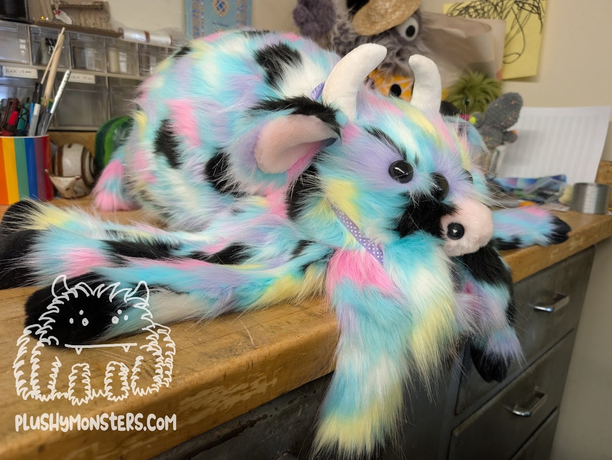 Mochi Moo-Moo! - Cow Spider in Disguise - Weighted Middlin'