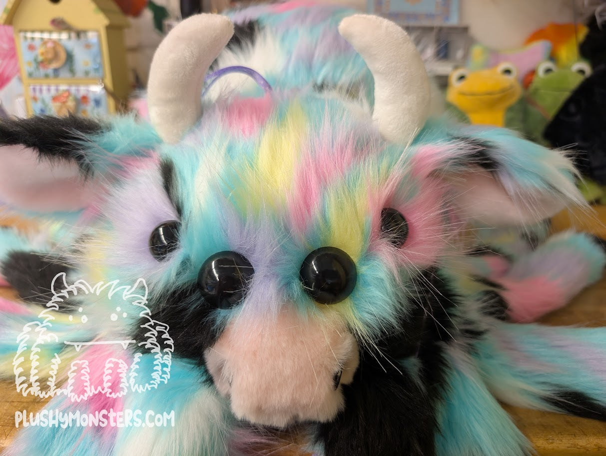 Mochi Moo-Moo! - Cow Spider in Disguise - Weighted Middlin'