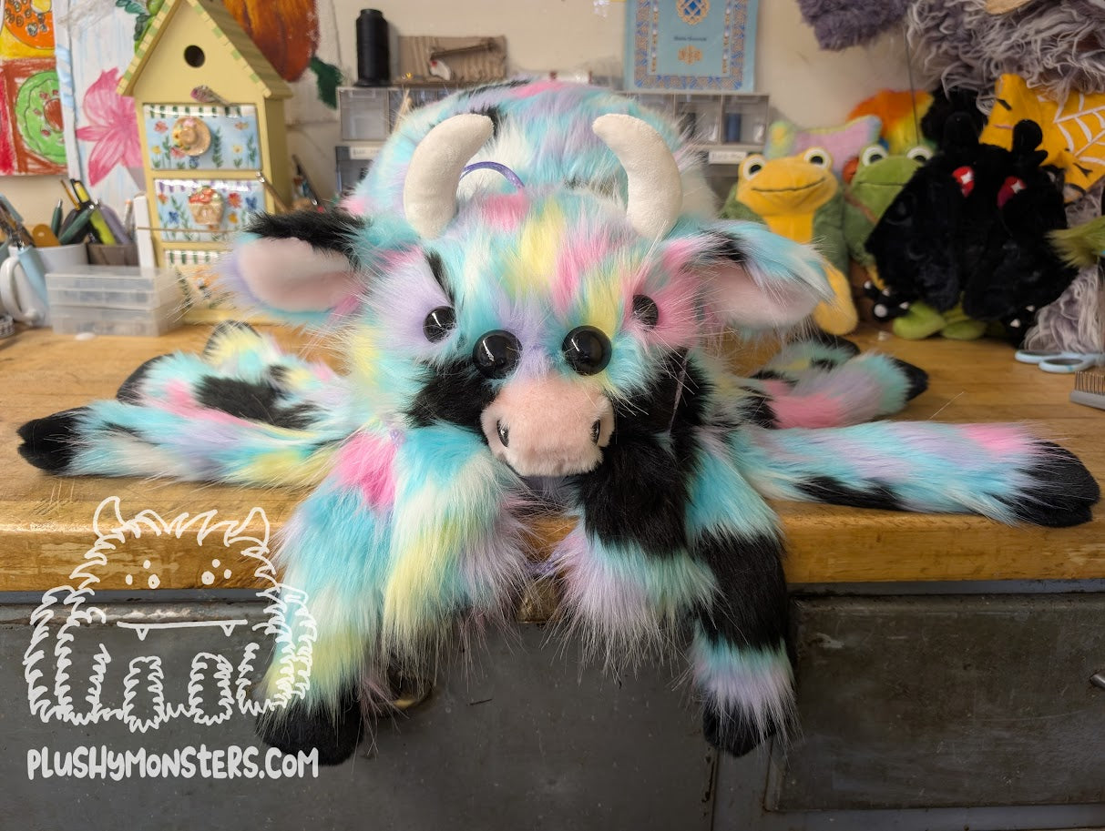 Mochi Moo-Moo! - Cow Spider in Disguise - Weighted Middlin'