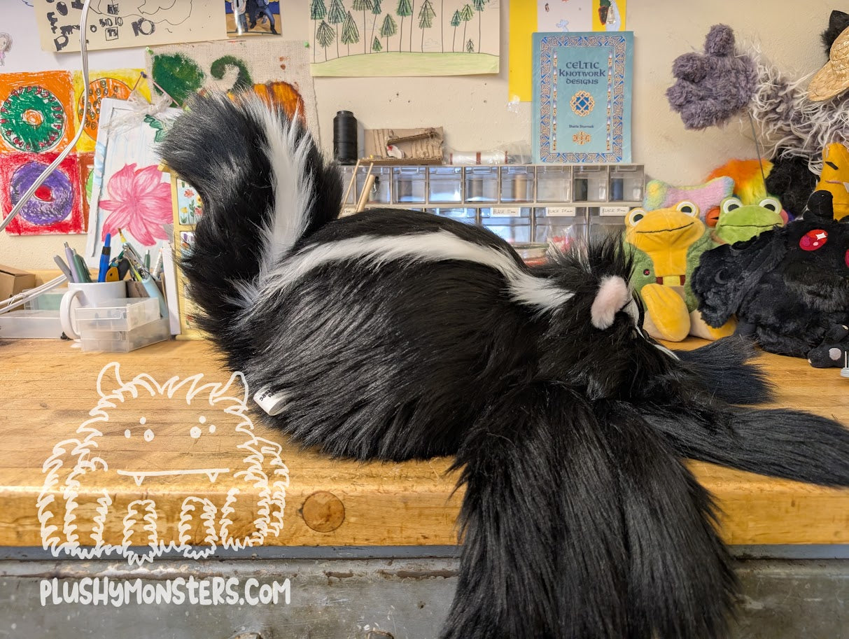 Lil' Pepe! Skunk Spider in Disguise! - Weighted Lil' Guy