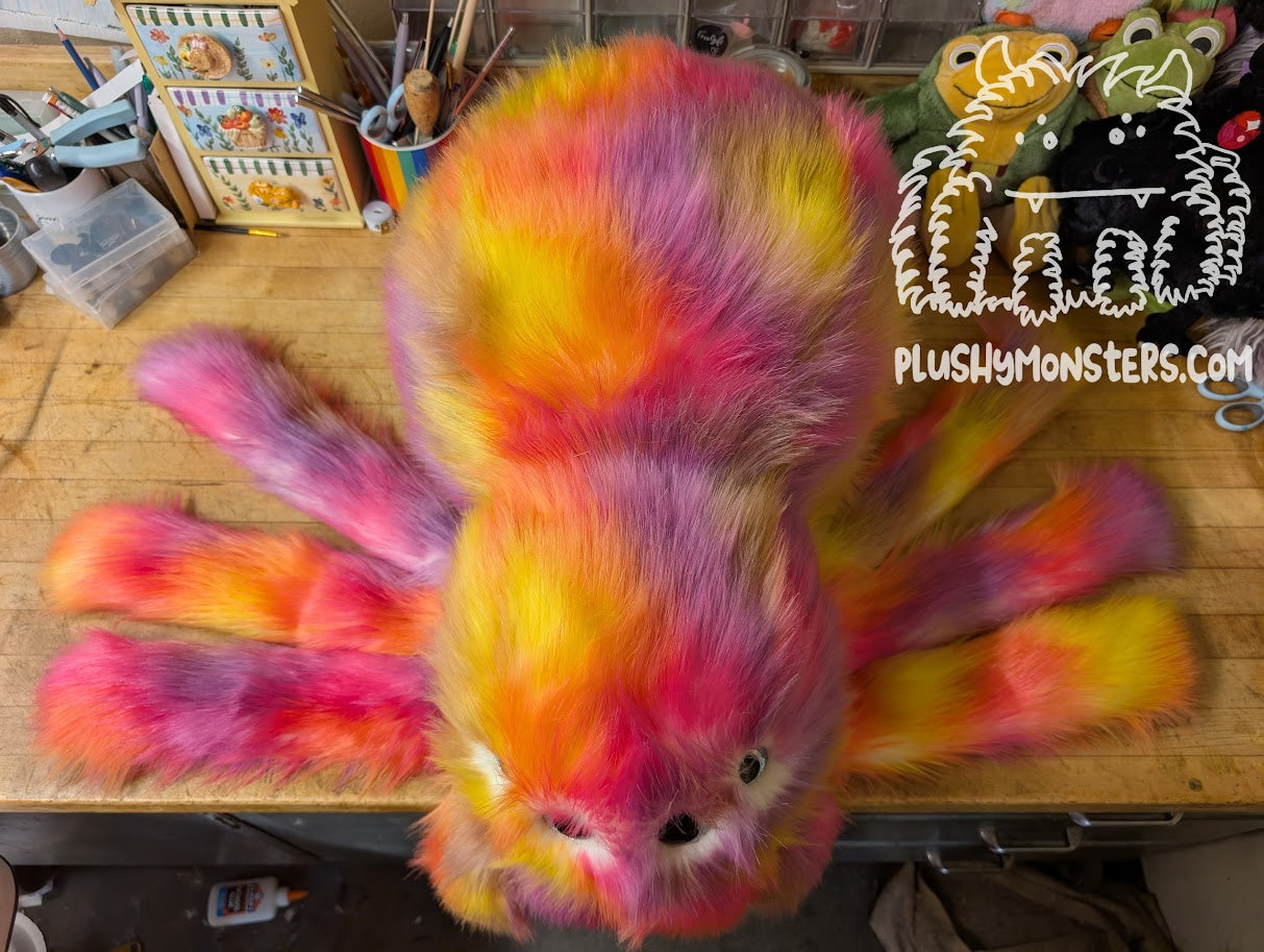 Big Flora! With Offset Pupil Blue Eyes! - Weighted Big'n