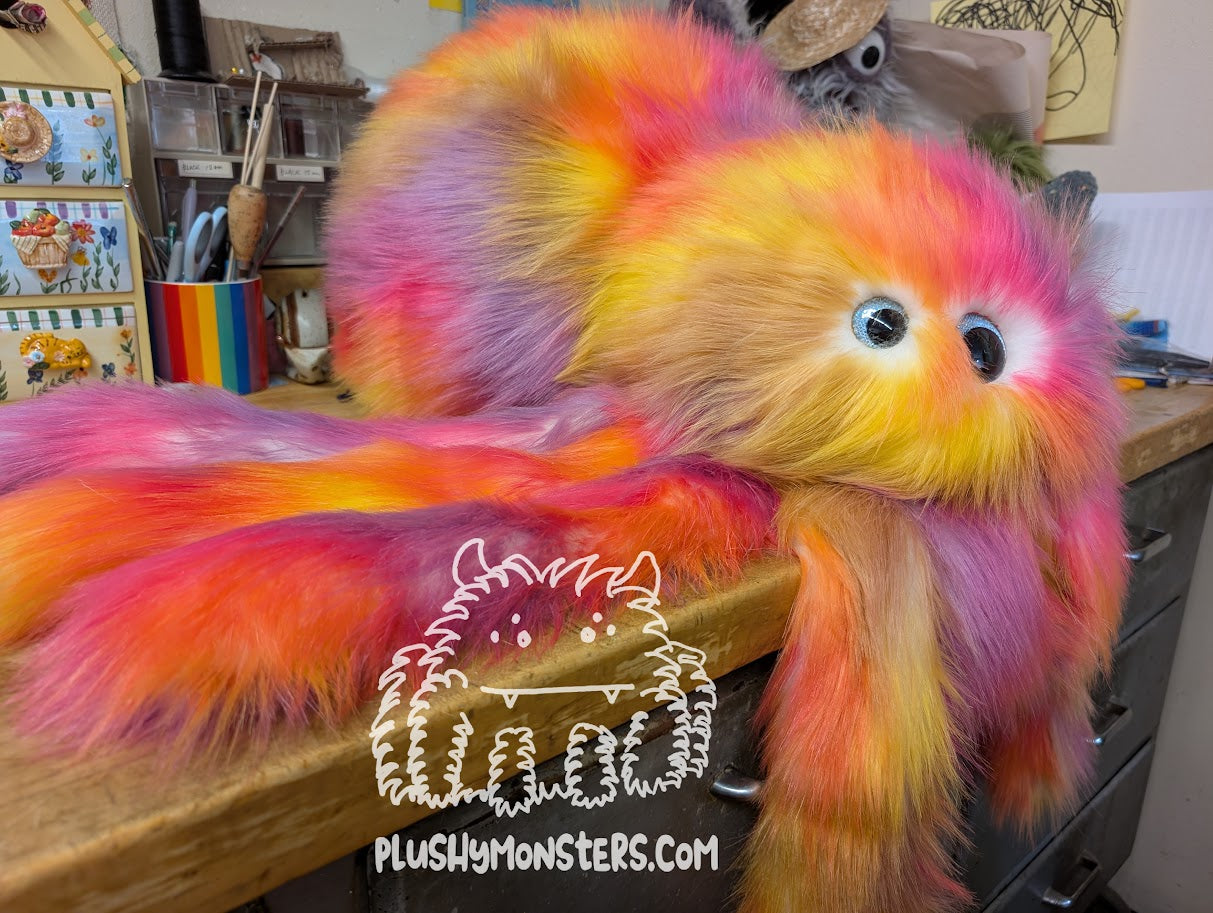 Big Flora! With Offset Pupil Blue Eyes! - Weighted Big'n