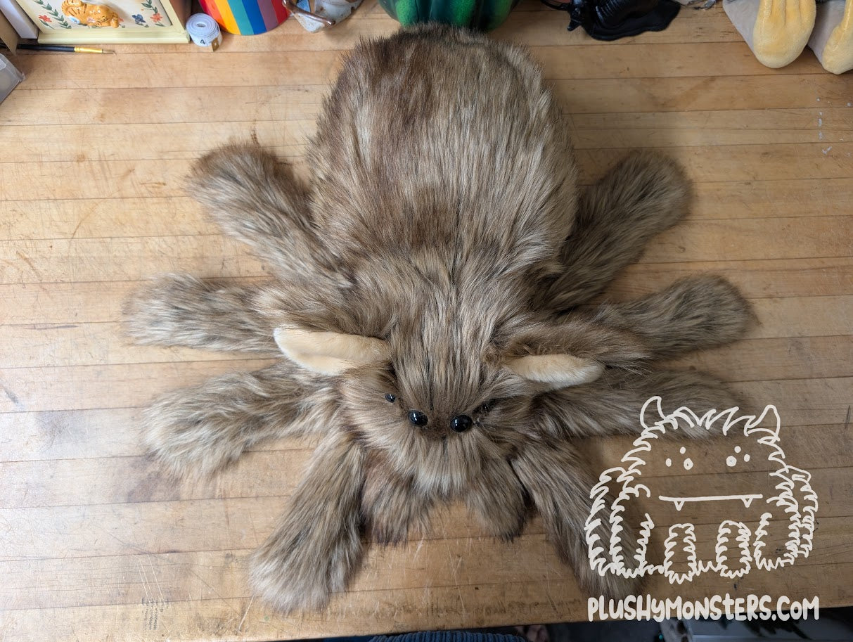 Benny! Bear Spider in Disguise! - Weighted Lil' Guy