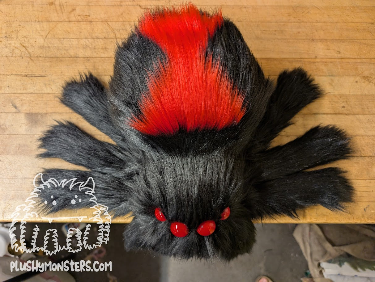 Lil' Widder! With Big Ol' Red Eyes! - Weighted Lil' Guy