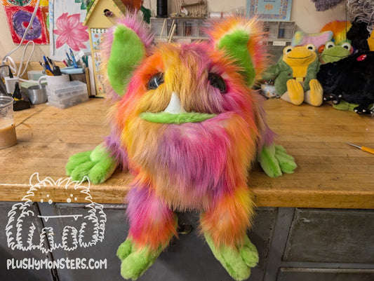 Flora Sungazer! - Weighted Flatbottom Tongue Monster