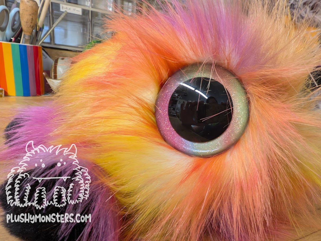 Flora Gumbus! With Giant Glittery Eyes!