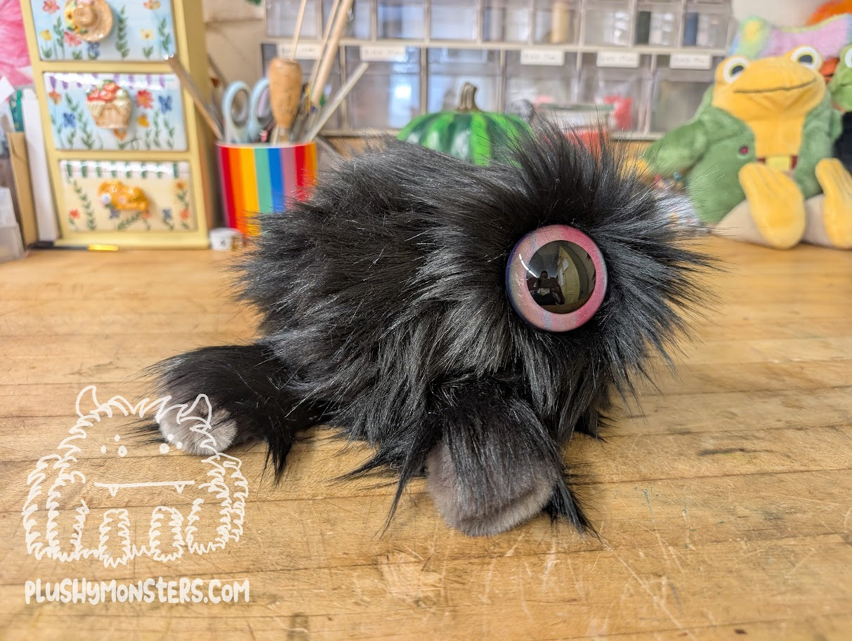 Poe Gumbus! With Ginormous Glittery Multicolor Eyes!