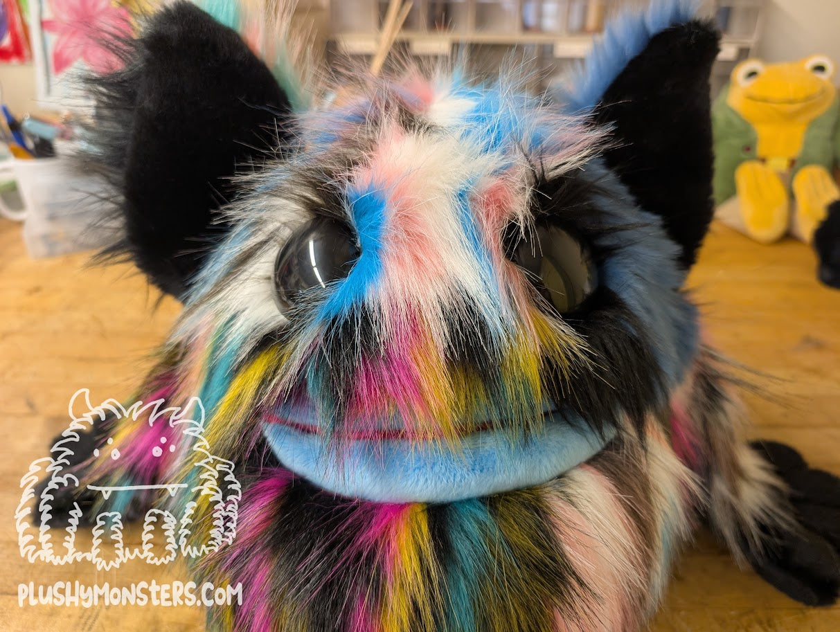 Patches Bloom Guardian! - Patchy Weighted Flatbottom Tongue Monster