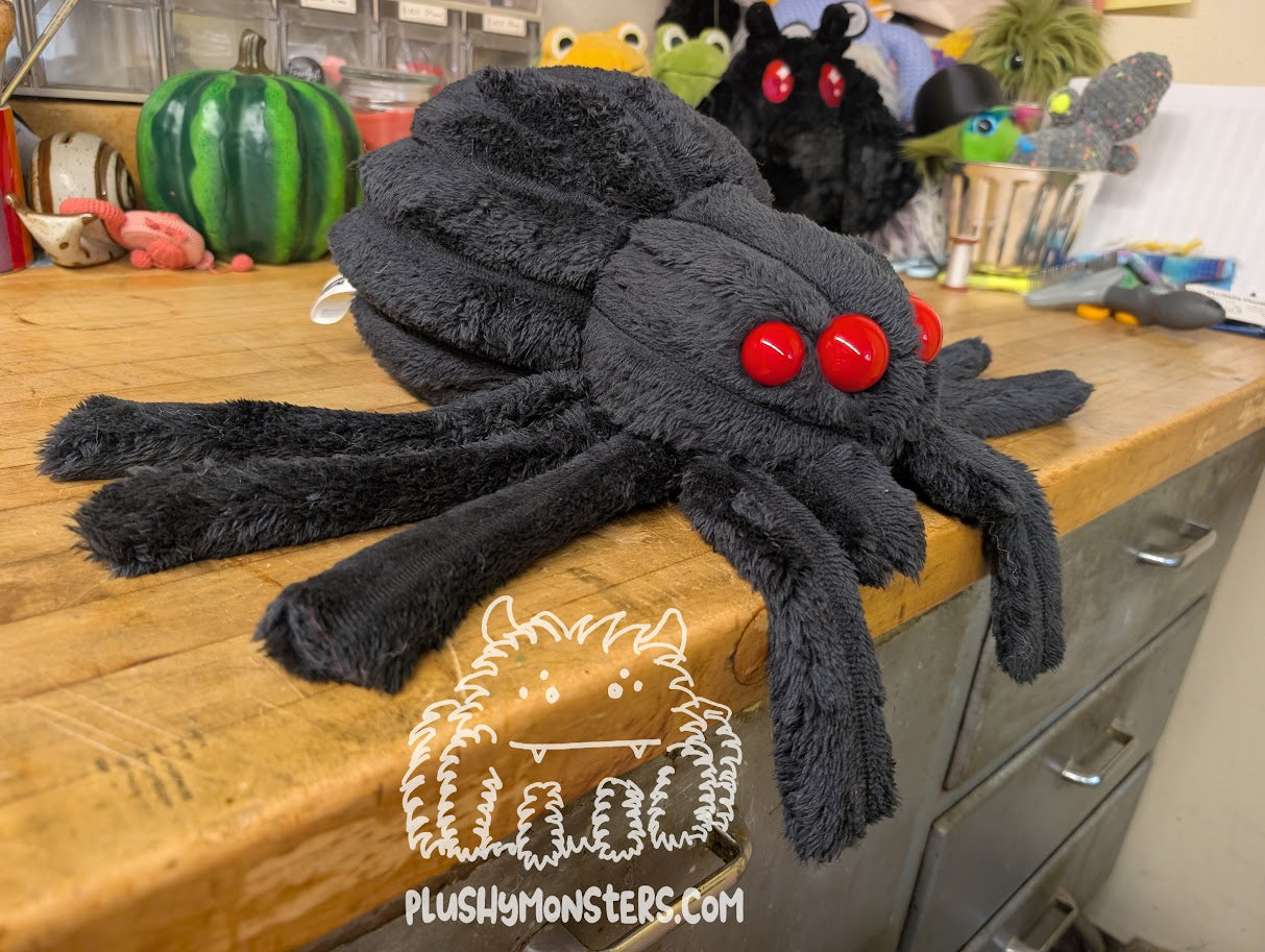 Lil' Gourdo! With Oversized Red Eyes! - Weighted Lil' Guy