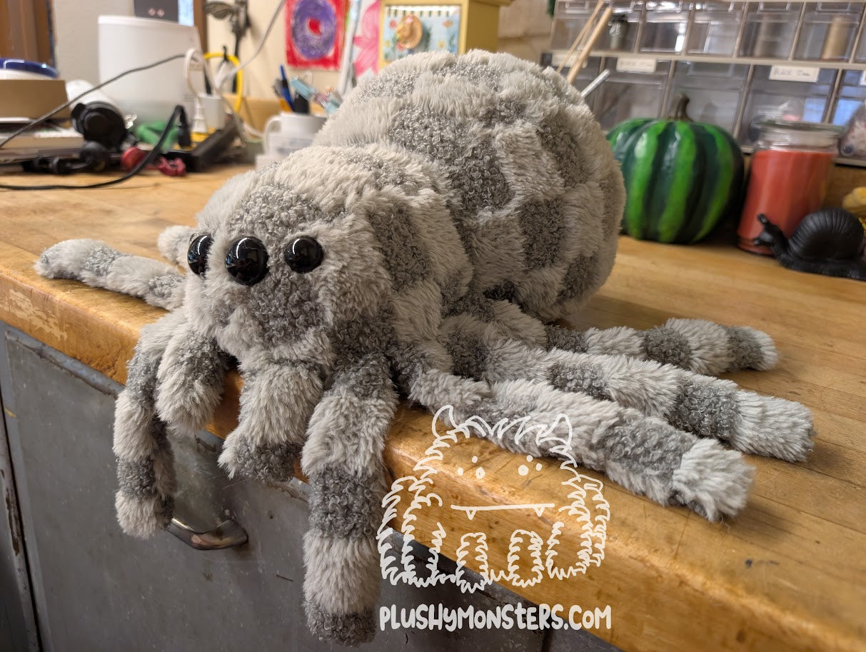 Lil' Earnest Checkaboad! With Oversized Eyes! - Weighted Lil' Guy
