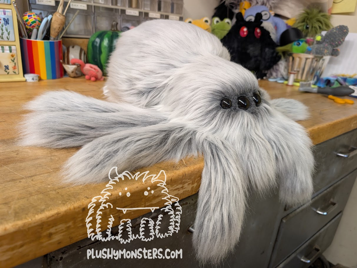 Lil' Frosty! With Oversized Eyes! - Weighted Lil' Guy