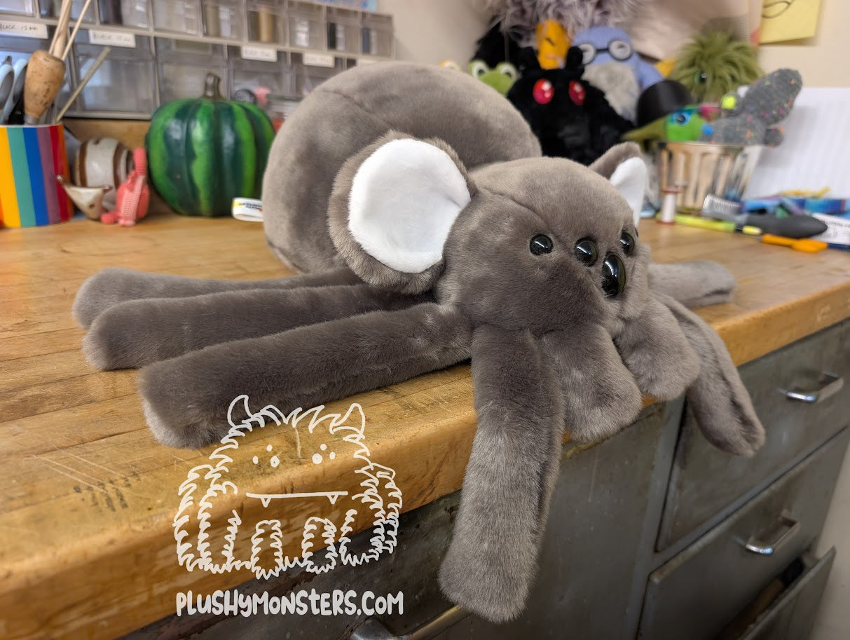 Short-Pile Nom Nom! - Koala Spider in Disguise - Weighted Lil' Guy