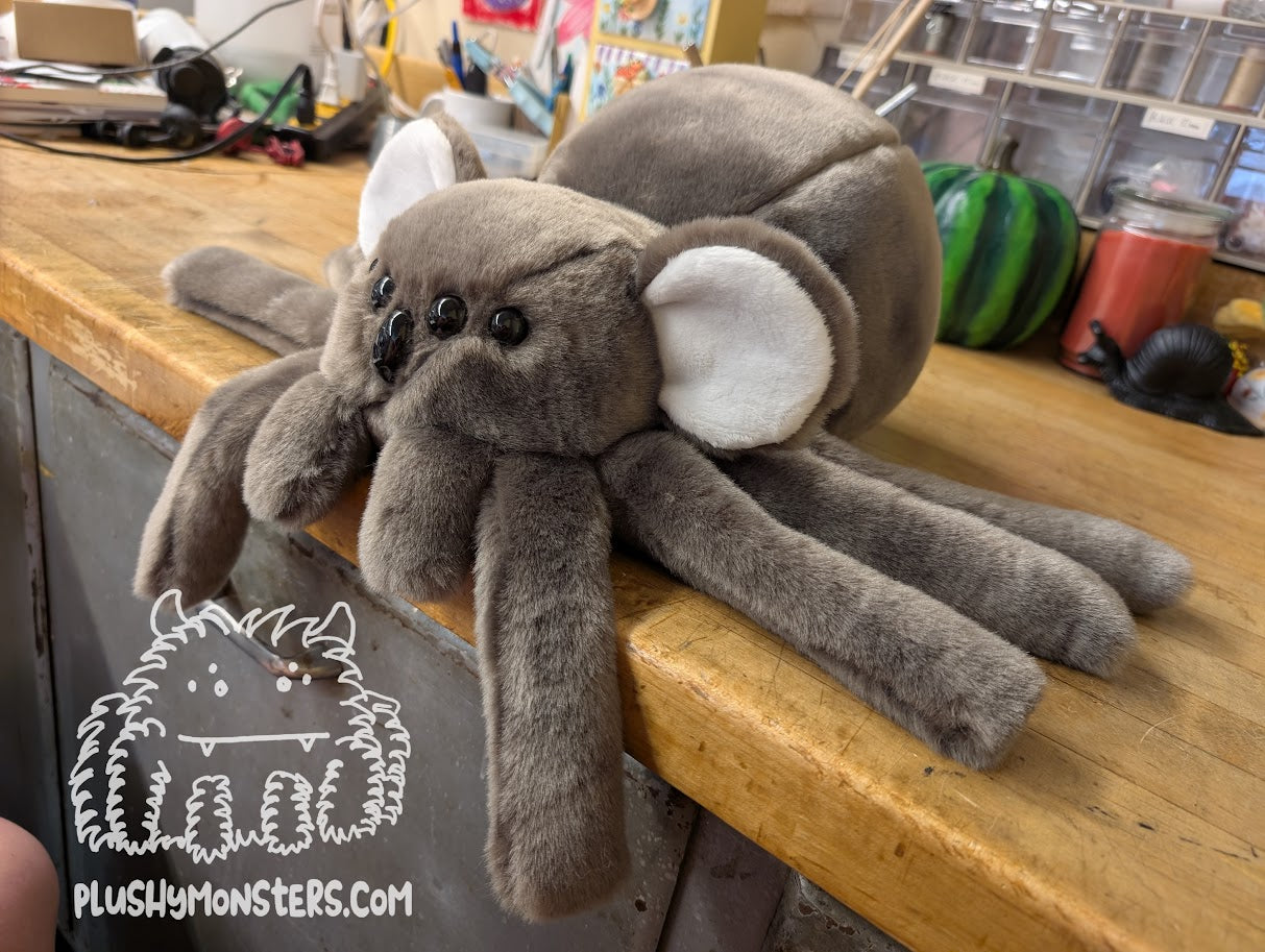 Short-Pile Nom Nom! - Koala Spider in Disguise - Weighted Lil' Guy