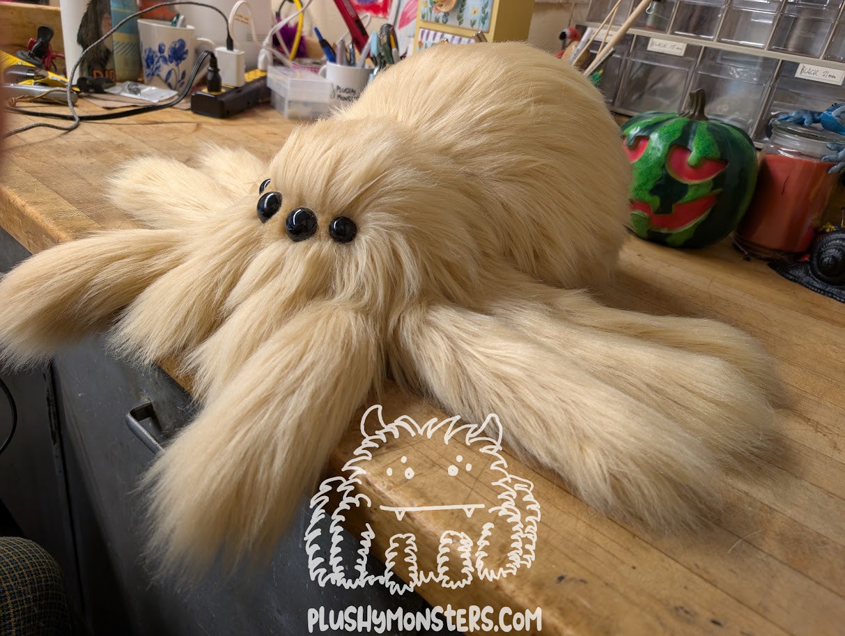 Lil' Blondie! With Oversized Eyes! - Weighted Lil' Guy