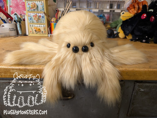 Lil' Blondie! With Oversized Eyes! - Weighted Lil' Guy