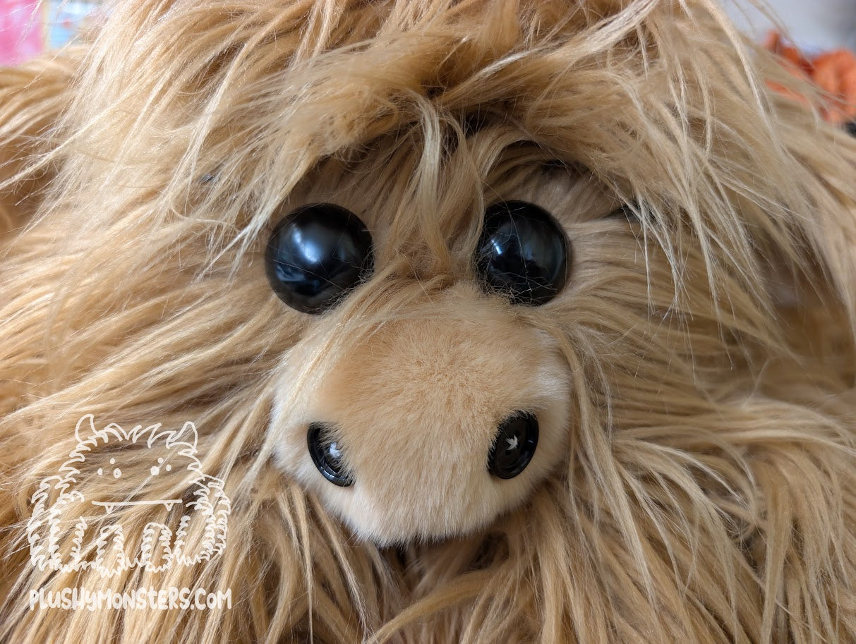 Delilah, Highland Cow Spider in Disguise - Weighted Middlin'