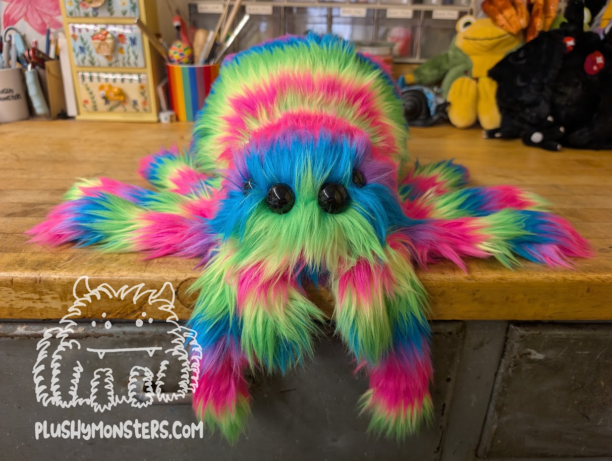 Lil' Stu with Oversized Eyes! - Weighted Lil' Guy