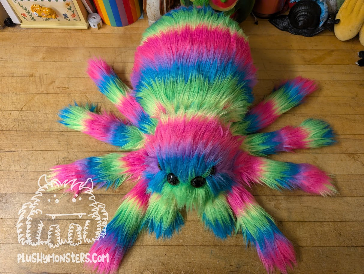 Lil' Stu with Oversized Eyes! - Weighted Lil' Guy
