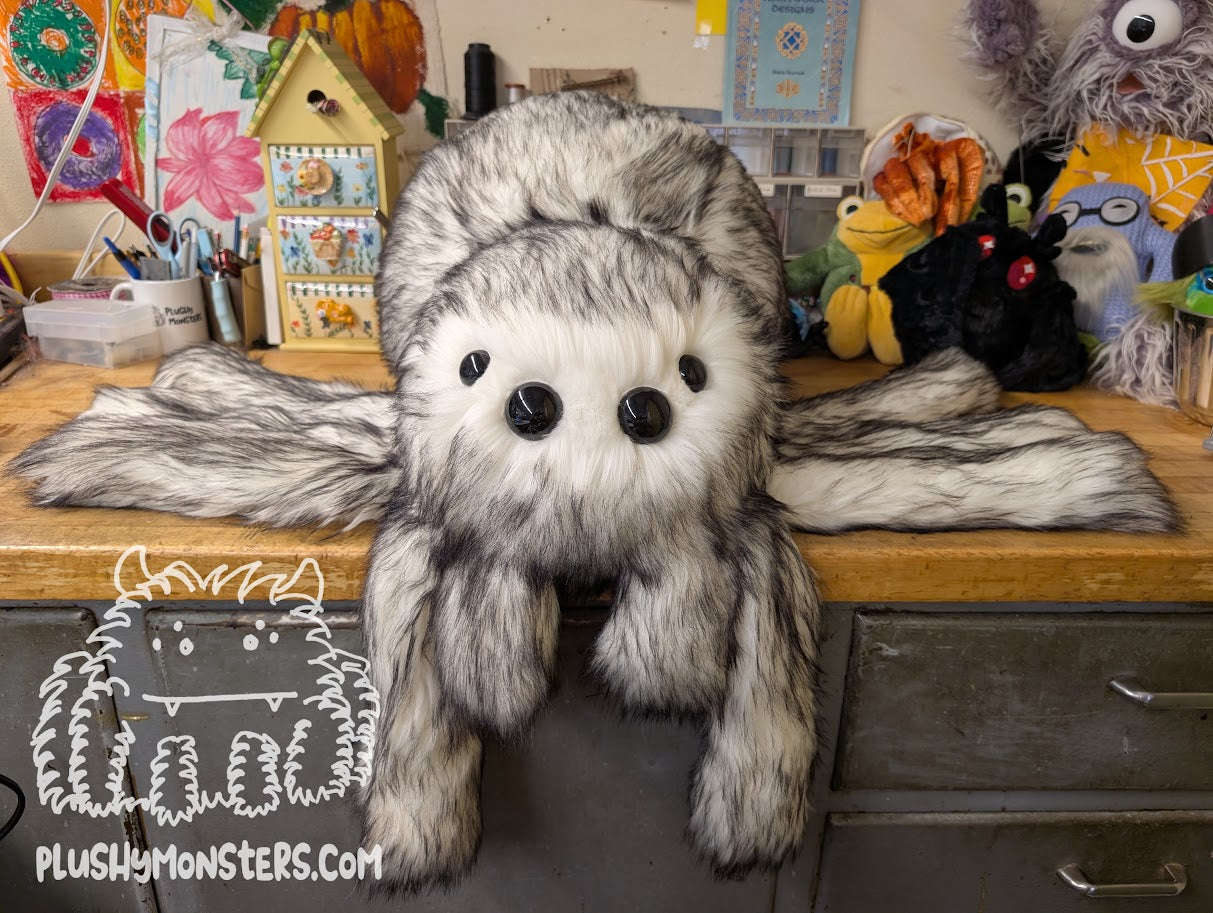 Big Oreo! With Oversized Eyes! - Weighted Big'n