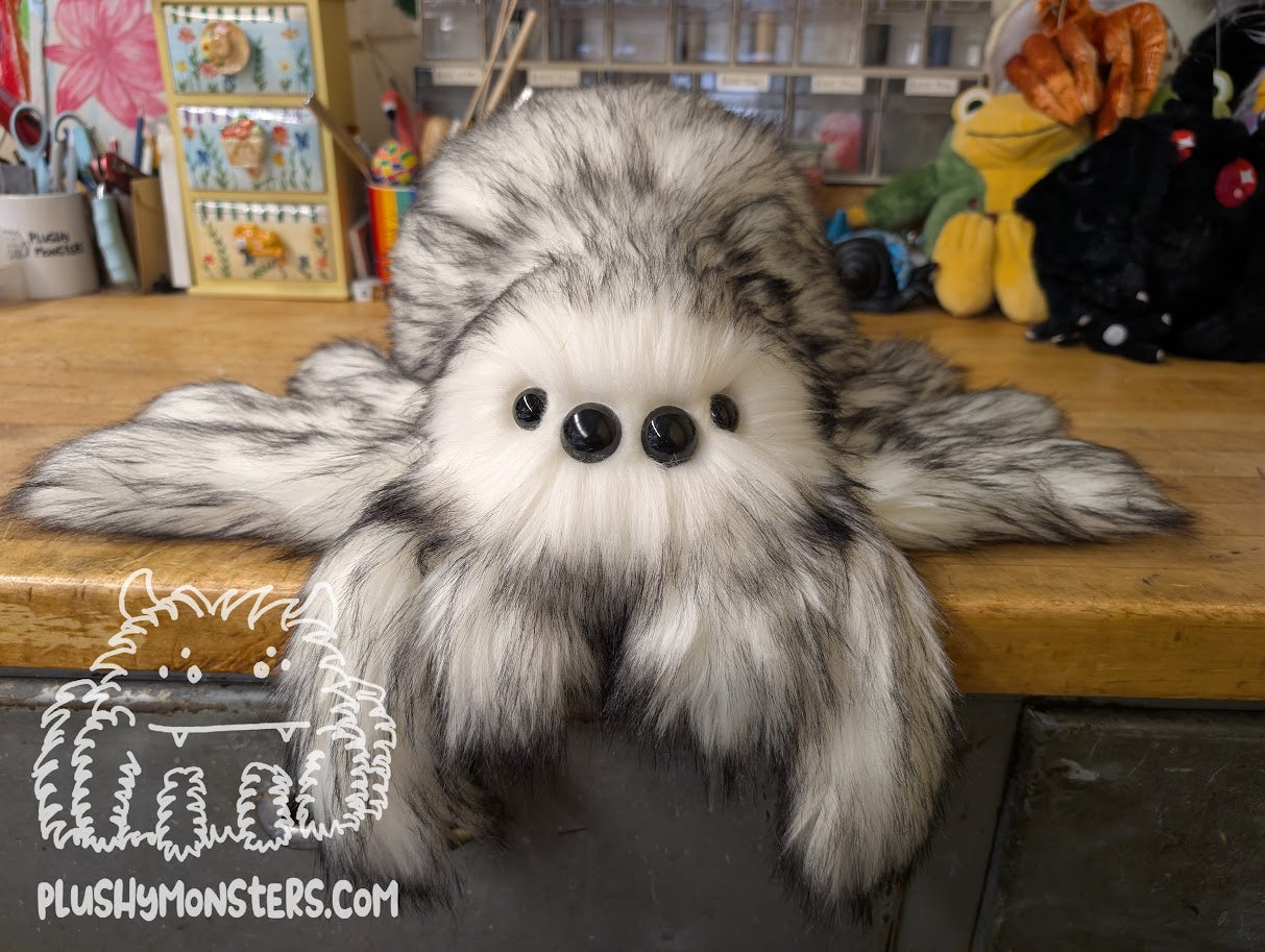 Lil' Oreo! With Oversized Eyes! - Weighted Lil' Guy