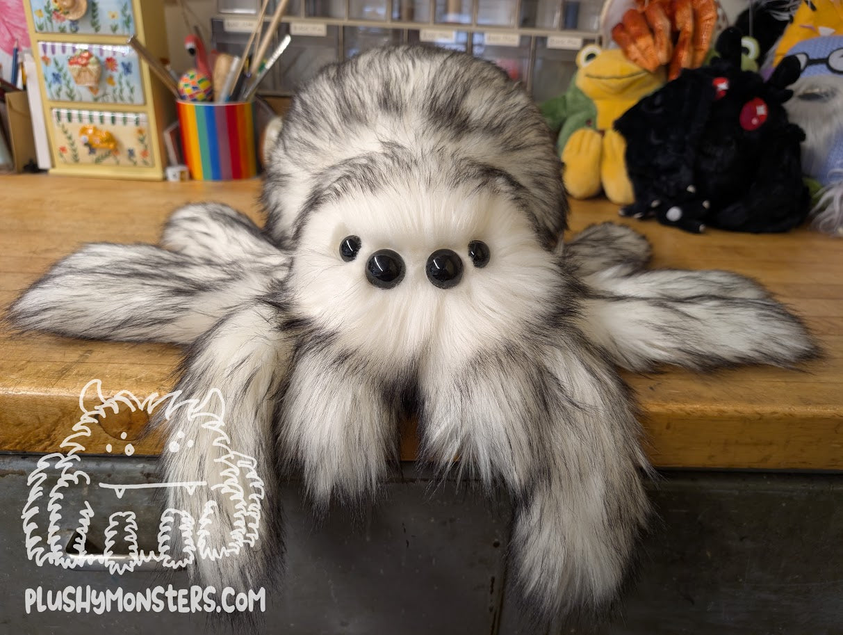 Lil' Oreo! With Oversized Eyes! - Weighted Lil' Guy
