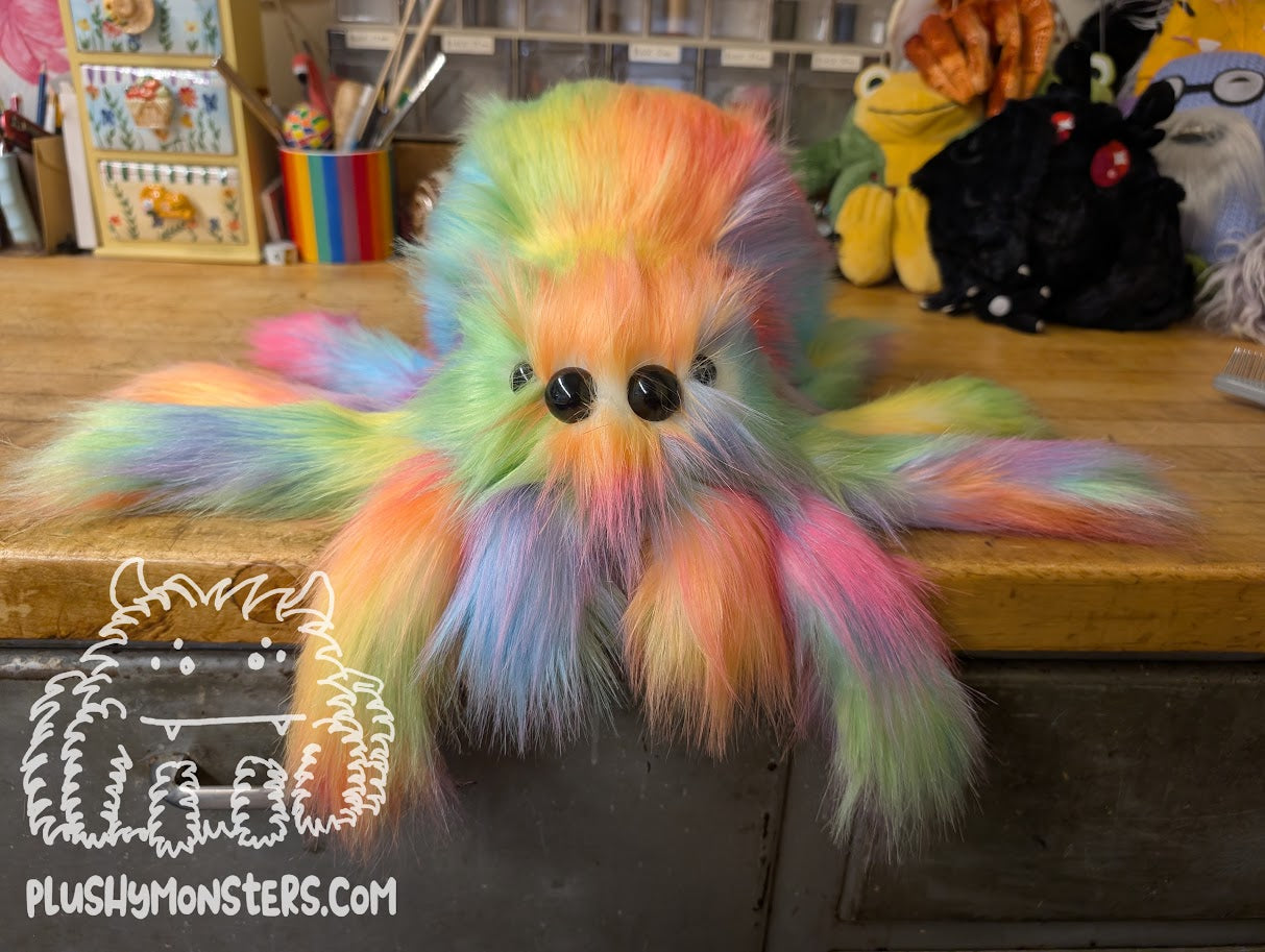 Lil' Rainbow Wave with Oversized Eyes! - Weighted Lil' Guy