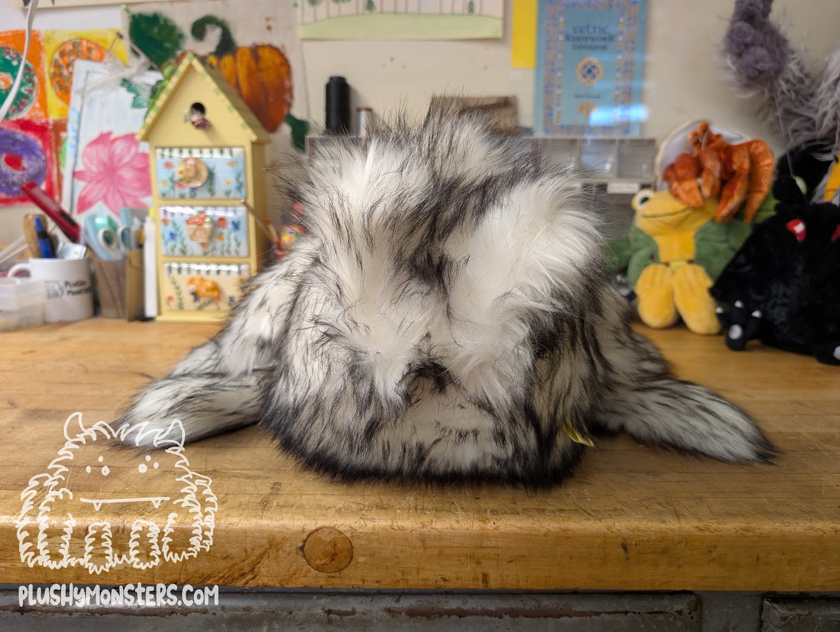 Lil' Jeanie the Chicken Spider in Disguise! - Weighted Lil' Guy