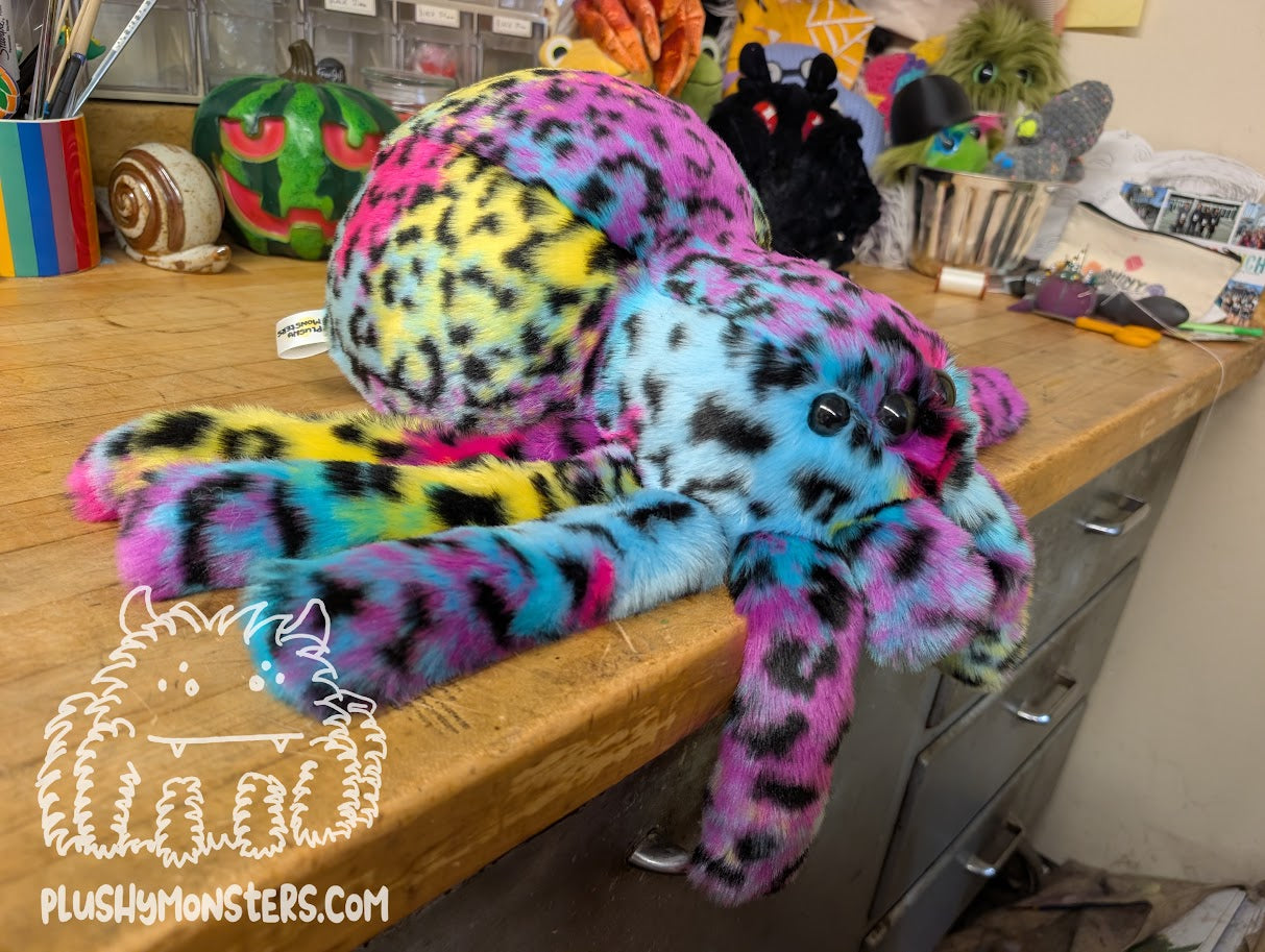 Lil' Rainbow Leopard! With Oversized Eyes! - Weighted Lil' Guy