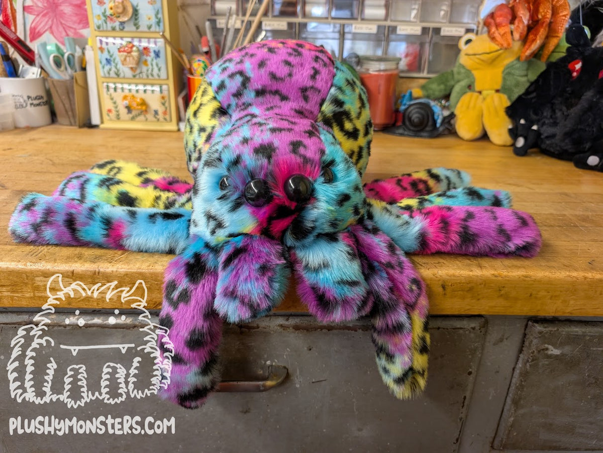 Lil' Rainbow Leopard! With Oversized Eyes! - Weighted Lil' Guy