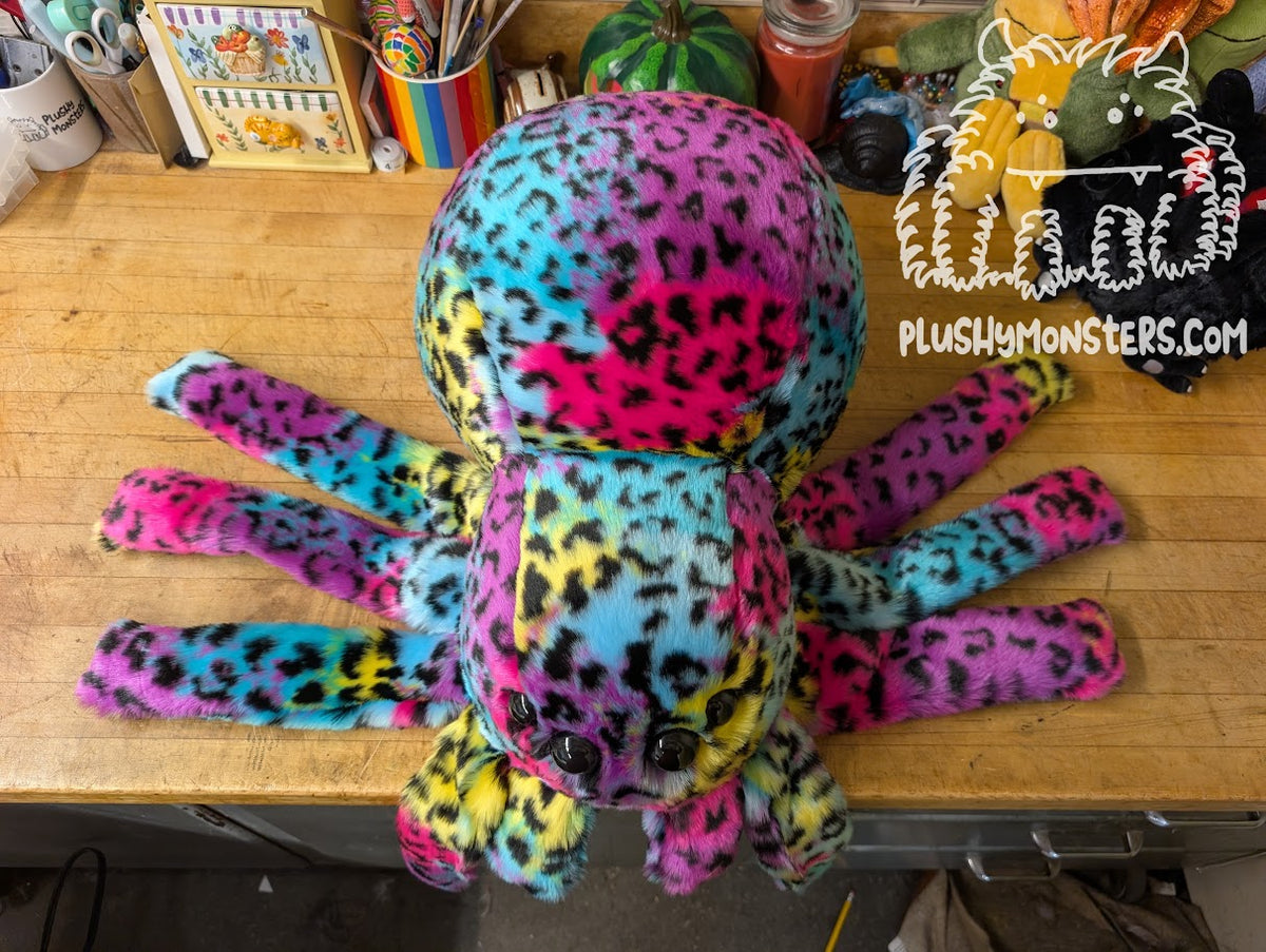 Rainbow Leopard! With Oversized Eyes! - Weighted Middlin'