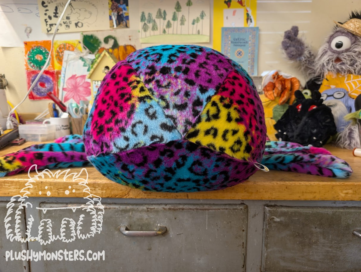 Big Rainbow Leopard! With Oversized Eyes! -Weighted Big'n