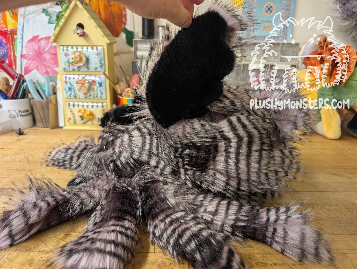 Lil' Ayam! - Chicken Spider in Disguise- Weighted Lil' Guy