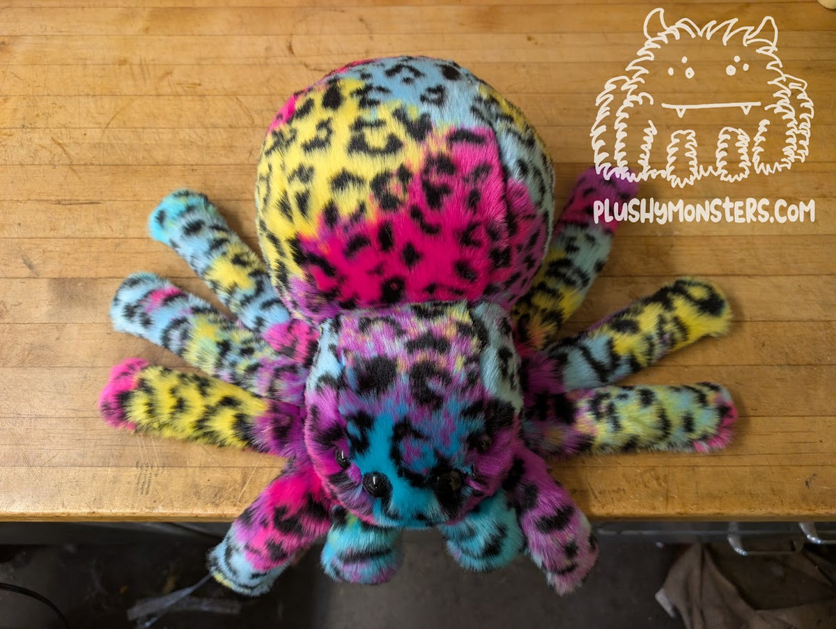 Lil' Rainbow Leopard! With Oversized Eyes! (1/2) - Weighted Lil' Guy