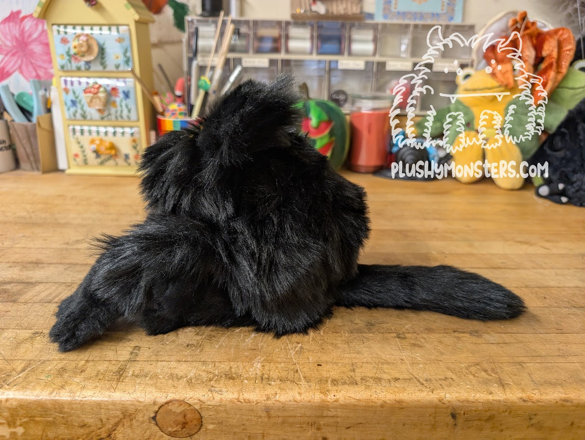Little Munchkin! - Little Weighted Cat Nerd